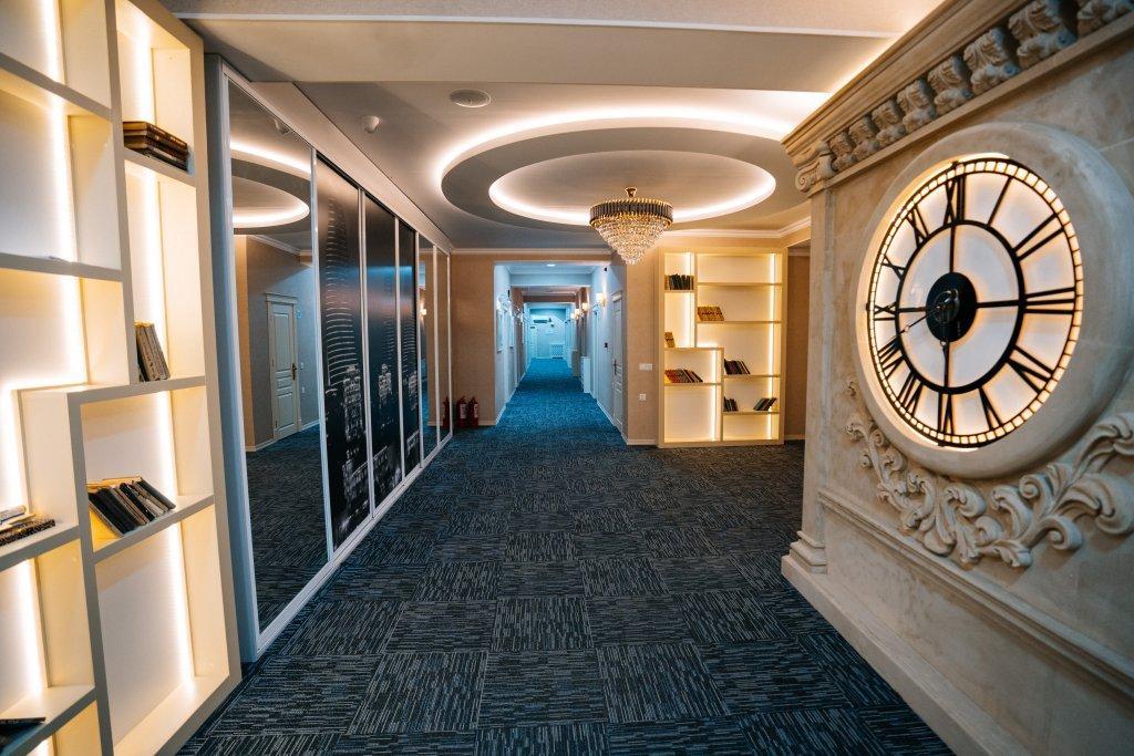 The Clocktower Hotel Баку Екстериор снимка